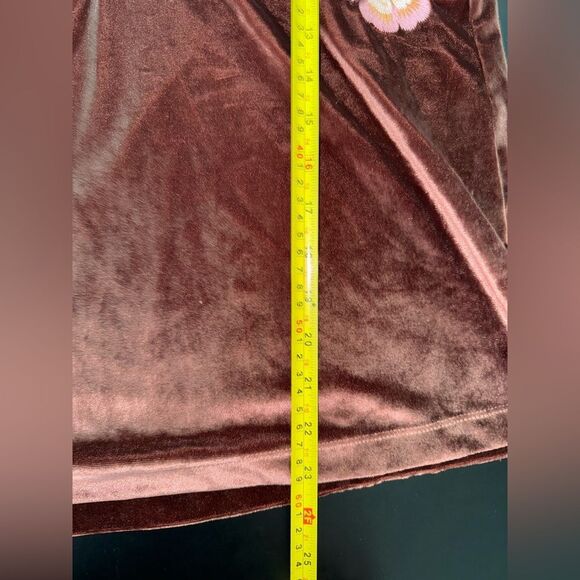 Spartina Genevieve Embroidered Velvet Top Lucas Theatre Embroidery Size M NWOT - Picture 8 of 8